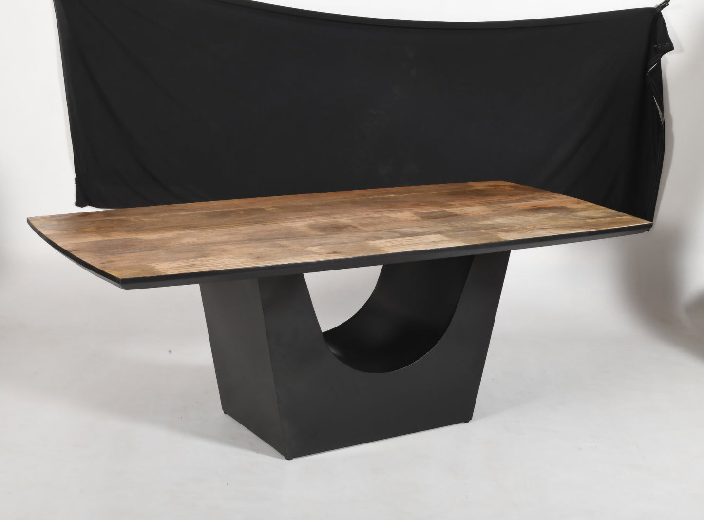 Mesa de Comedor de Madera de Mango Patas de Madera | 180 cm